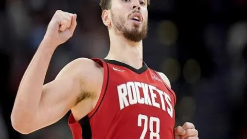 克罗地亚近十战八胜，专家详解大乐透期号推荐